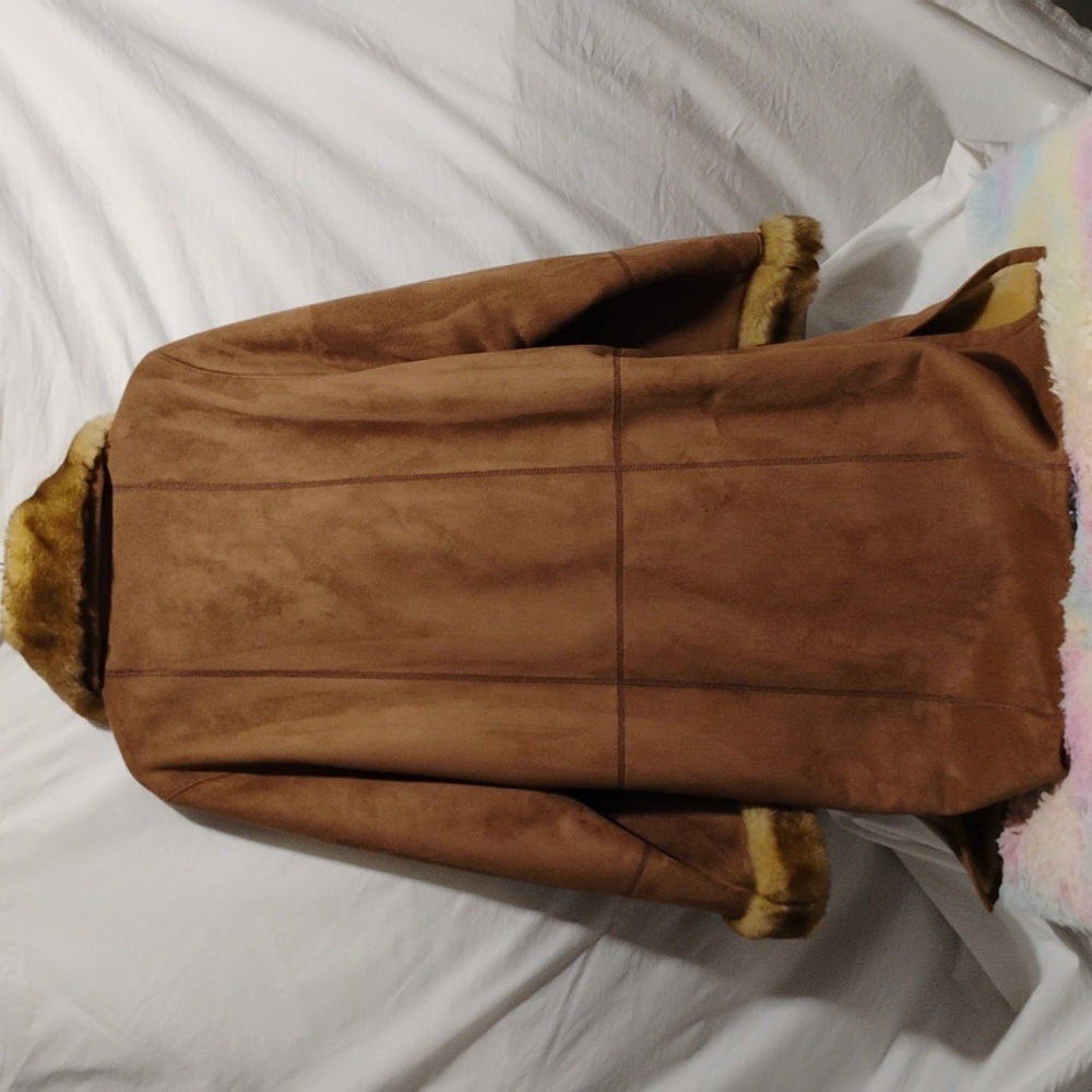 SALE! Gallery Faux Fur & Suede Long Gorgeous Coat Sz.L Never Worn - Picture 10 of 13